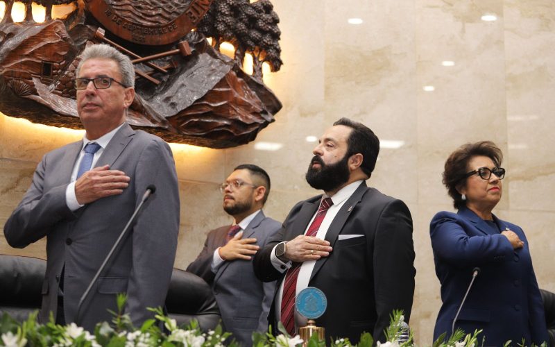 Investigación por presunta influencia de Luis Redondo en trámite de banco vinculado a familiares