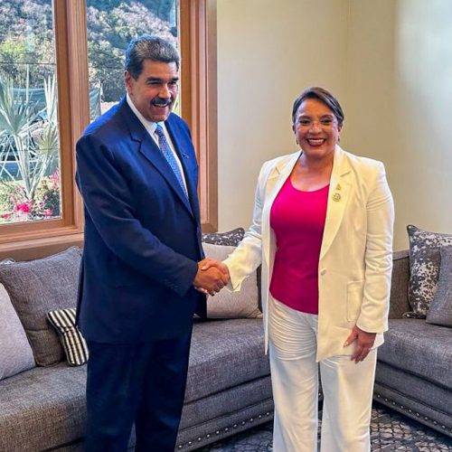 La caída de Maduro: implicaciones para la política de LIBRE en Honduras