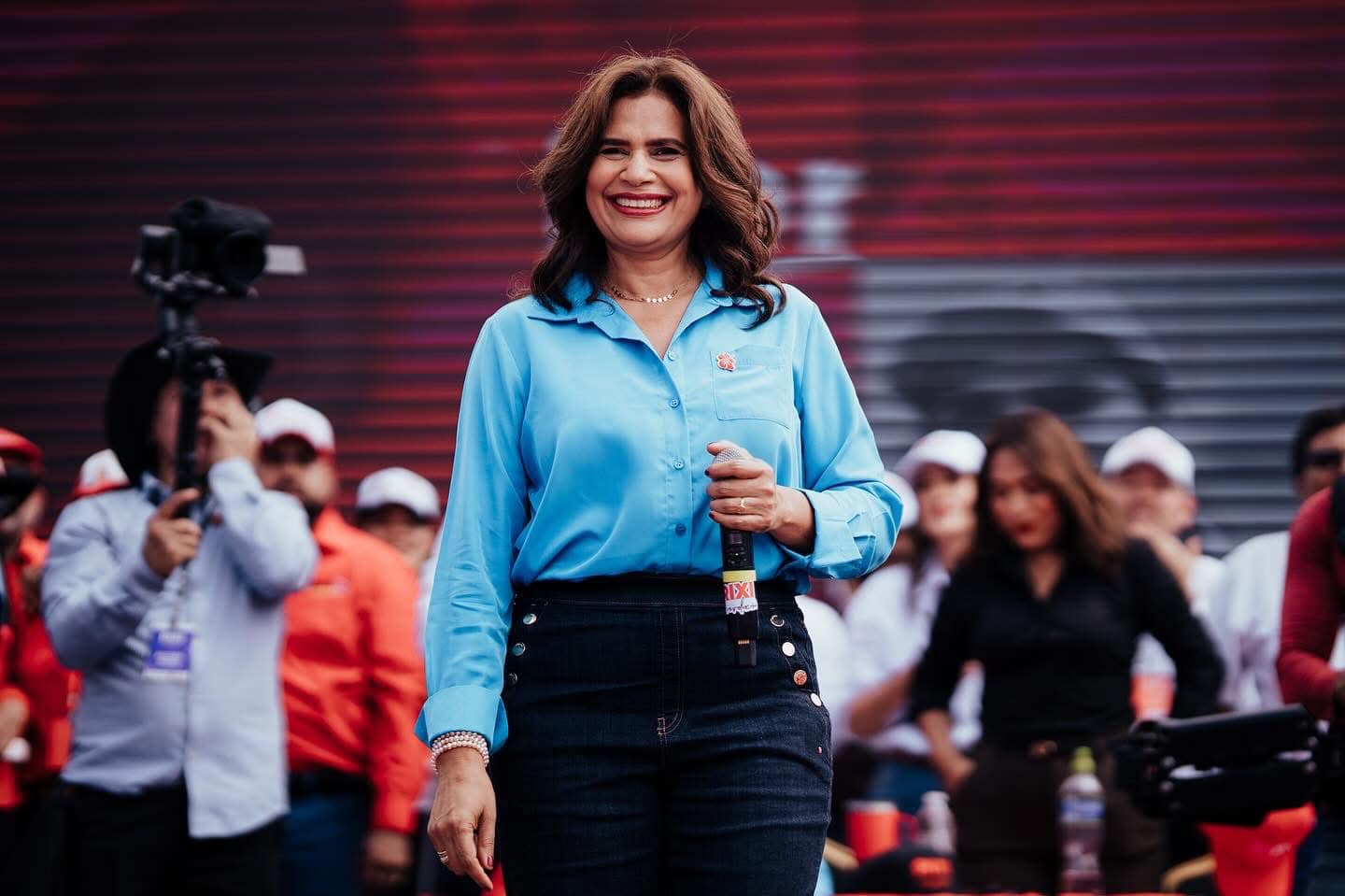 Rixi Moncada atraviesa caída en popularidad a tres meses de los comicios en Honduras