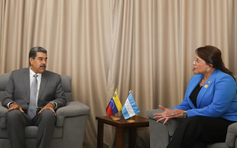 Consecuencias de la caída de Maduro en el Partido LIBRE y la escena política de Honduras