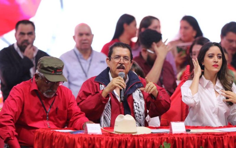 Impacto de la caída en encuestas y las tensiones en la campaña de LIBRE