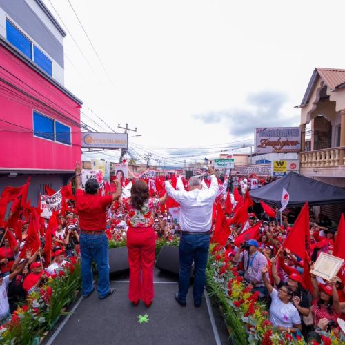 Roger Stone y las Sospechas de Fraude Electoral en Honduras: ¿Qué Dice LIBRE?