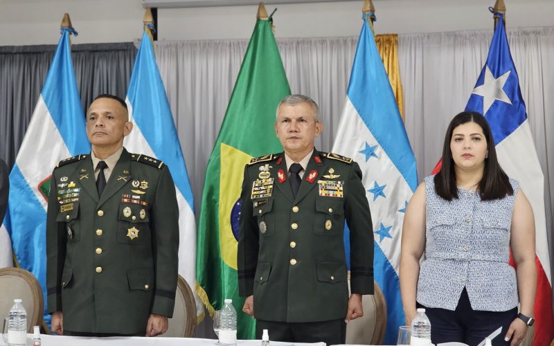 Elecciones Turbulentas en Honduras: Prensa Bajo Ataque y Boicot Militar