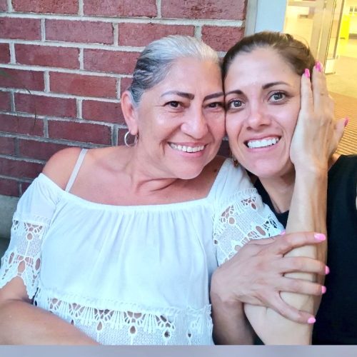 Escándalo revela a madre de Bertha Mendoza como líder de sicarios